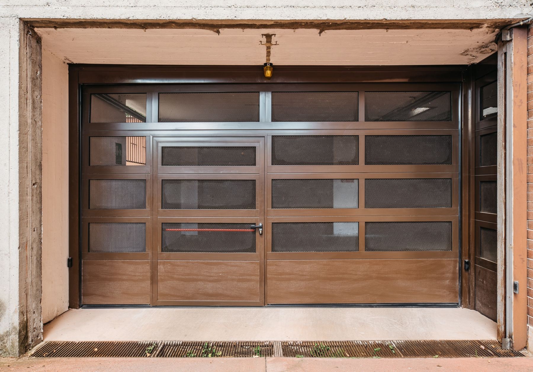 Pastore - Maretta Full Vision con rete stirata, porta pedonale e maniglione antipanico 2