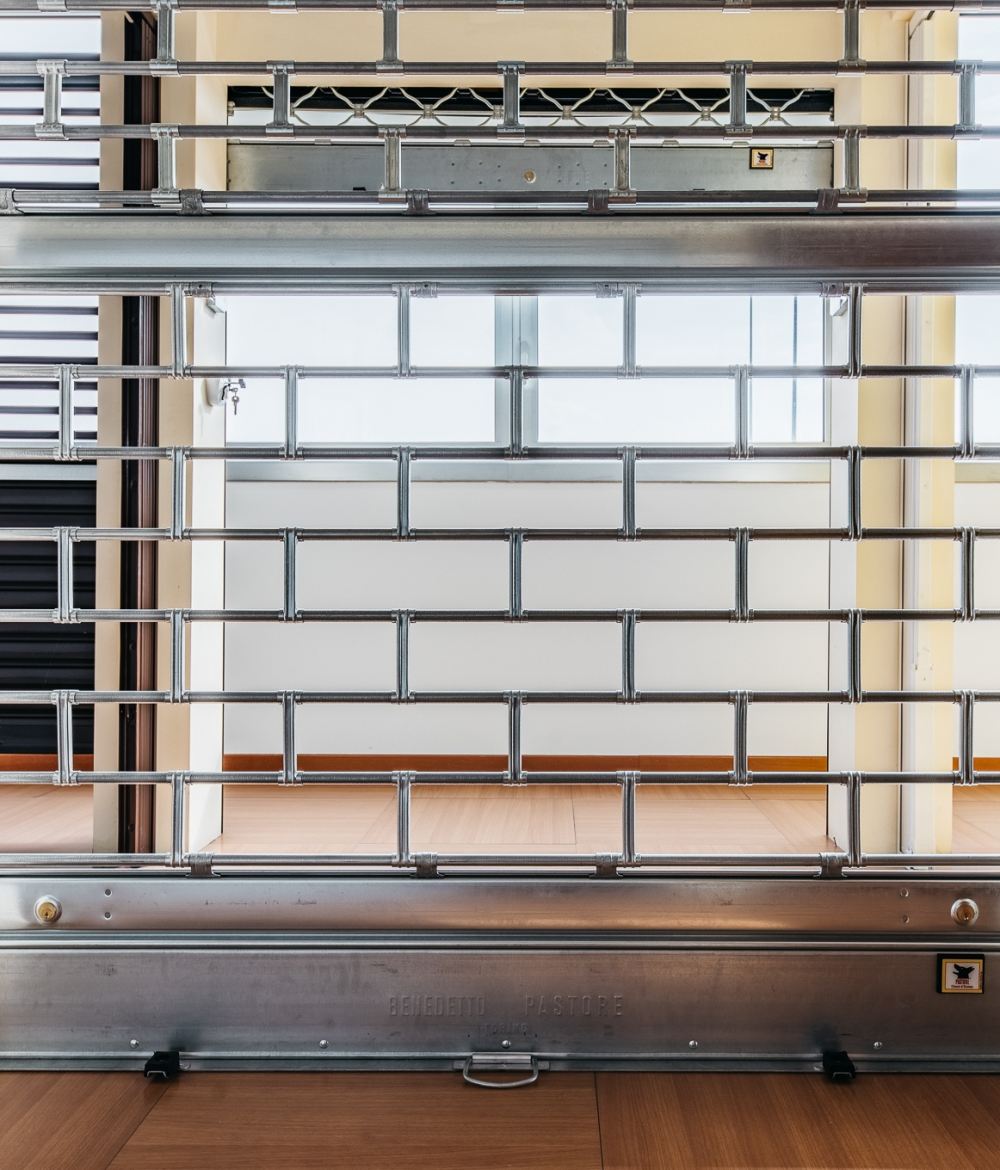 Serrande Avvolgibili a Maglia Pastore - Gala P120